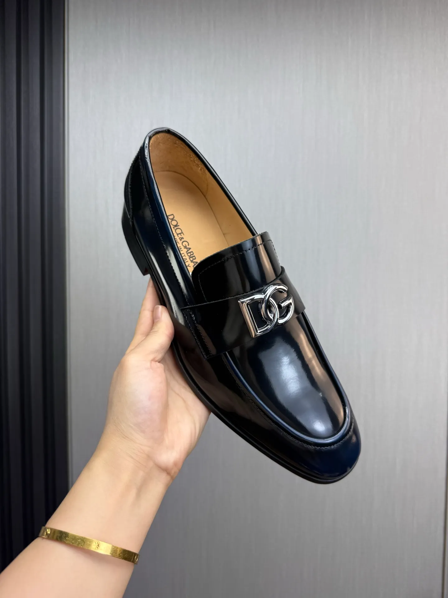 Factory price 520💰 Dolce&G .DG men's loafers👞 Classic and fashionable style, embellished with personalized DG logo. Imported cowhide, open-edge beaded cowhide, cowhide lining, original non-slip and wear-resistant outsole Size: 39-44 (customized at 38.45)